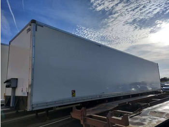 Semi-trailer kotak tertutup