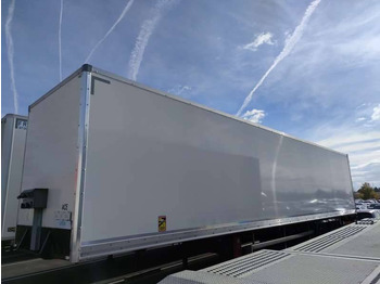 Semi-trailer kotak tertutup