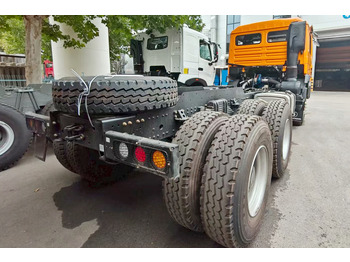 Tractor head SHACMAN F3000 Shacman Truck Head for Sale in Saudi Arabia: gambar 3