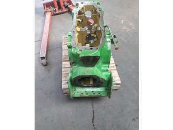Penularan Obudowa skrzyni biegów John Deere L36623: gambar 2