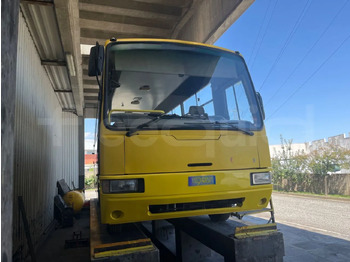 Bus sekolah IVECO