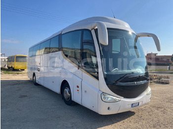 Bus pariwisata SCANIA Irizar