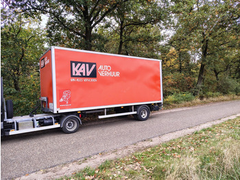 Semi-trailer kotak tertutup