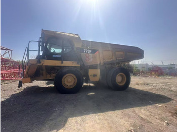Truk batu/ Dumper iebes CATERPILLAR