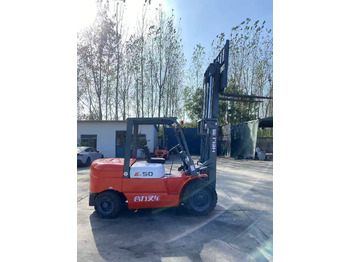 Forklift diesel HELI k50 used diesel forklift Customizable mast clamps: gambar 2 Forklift diesel HELI k50 used diesel forklift Customizable mast clamps: gambar 2