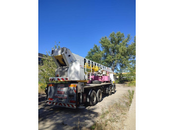 Platform udara yang dipasang di truk