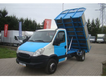 Van jungkit IVECO Daily