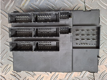 ECU untuk Truk Gebrauchtes MAN TGX 26.440 Steuergerät zentraler Bordrechner, Artikel - Nr. : 81.25806 - 7096: gambar 2 ECU untuk Truk Gebrauchtes MAN TGX 26.440 Steuergerät zentraler Bordrechner, Artikel - Nr. : 81.25806 - 7096: gambar 2