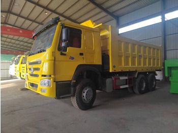Truk jungkit SINOTRUK HOWO