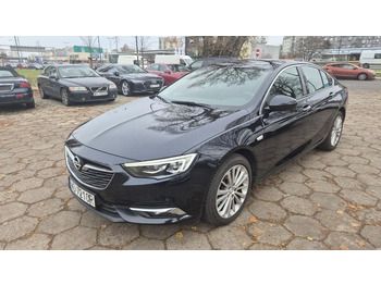 Mobil OPEL