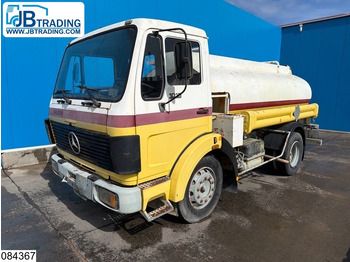 Truk tangki MERCEDES-BENZ