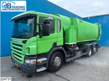 Truk sampah SCANIA P