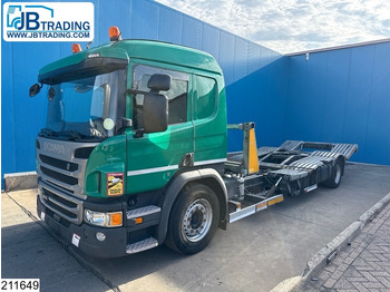 Truk pengangkut mobil SCANIA P 450