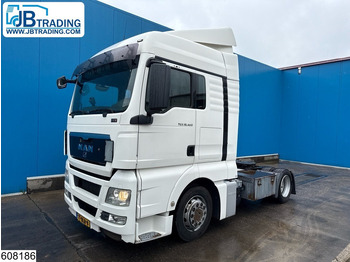 Tractor head MAN TGX 18.400