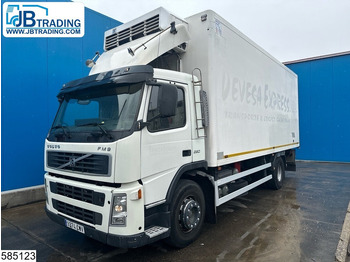 Truk berpendingin VOLVO FM9 260