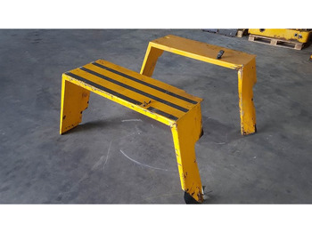 Bingkai/ Sasis AHLMANN