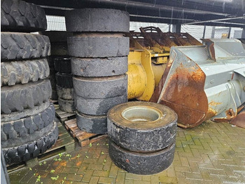 Roda/ Ban untuk Peralatan konstruksi Liebherr 12.00-20 SOLID - Tire/Reifen/Band: gambar 2