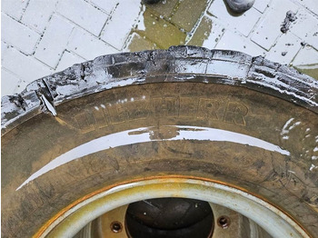 Roda/ Ban untuk Peralatan konstruksi Liebherr 12.00-20 SOLID - Tire/Reifen/Band: gambar 4