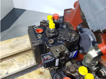 Leasing Sauer Sundstrand 42L41DE1A602B2B - Drive pump/Fahr Sauer Sundstrand 42L41DE1A602B2B - Drive pump/Fahr: gambar 1 Leasing Sauer Sundstrand 42L41DE1A602B2B - Drive pump/Fahr Sauer Sundstrand 42L41DE1A602B2B - Drive pump/Fahr: gambar 1