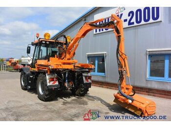 Traktor kota, Mesin pemotong boom JCB Fastrac 4x4 inklusive Mulag Front u. Heck Mäher: gambar 2