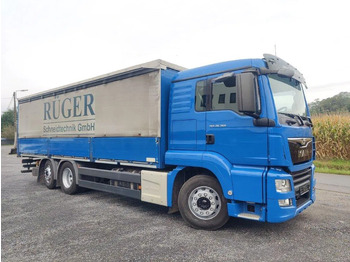 Truk dengan terpal samping MAN TGS 26.360 Schuifzeil Euro6: gambar 2