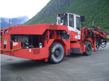Anjungan pengeboran Sandvik DT820-SC: gambar 1