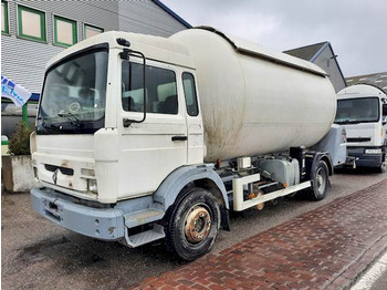 Truk tangki RENAULT Midliner M 210