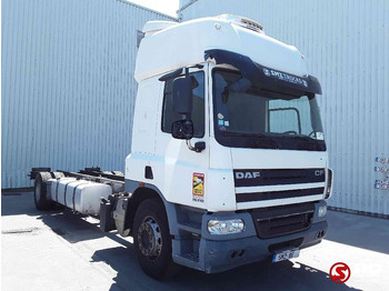 Truk sasis DAF CF 75 310