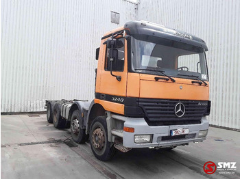 Truk sasis MERCEDES-BENZ Actros 3240