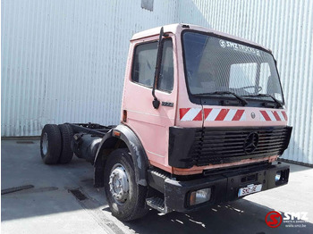 Truk sasis MERCEDES-BENZ SK 1722