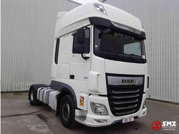 Tractor head DAF XF 530