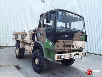 Truk RENAULT TRM