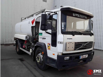 Truk tangki VOLVO FL6 220