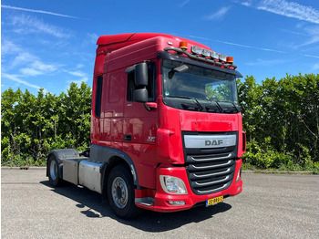 Tractor head DAF XF 460