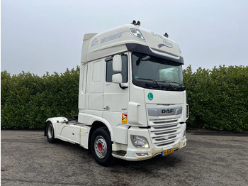 Tractor head DAF XF 530
