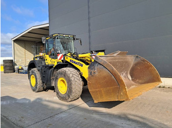 Wheel loader KOMATSU WA380-8