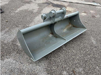 Ember ekskavator