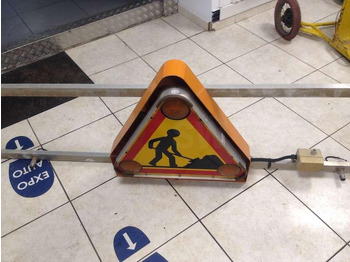 Membangun inventaris