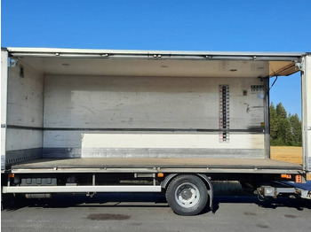 Truk box Volvo FL 240: gambar 5 Truk box Volvo FL 240: gambar 5