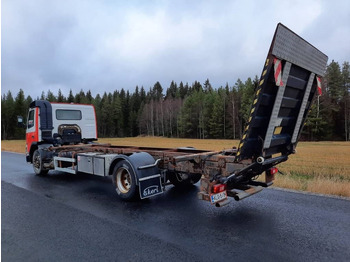 Pengangkut kontainer/ Container truck Volvo FM12: gambar 4