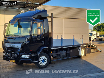 Truk pengangkut mobil DAF LF 180