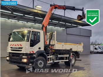Truk jungkit IVECO Trakker