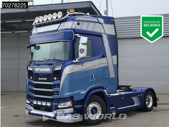 Tractor head SCANIA S 520