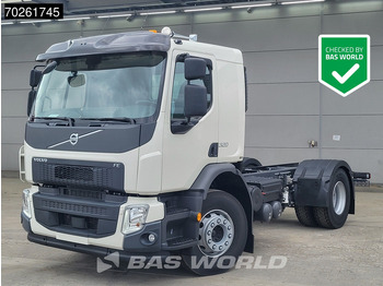 Truk sasis VOLVO FE 320