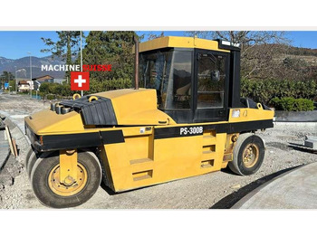 Roller pneumatik CATERPILLAR PS300B