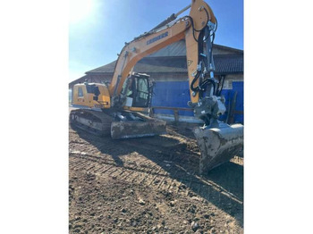Ekskavator perayap LIEBHERR