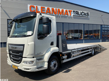 Truk pengangkut mobil DAF LF 260