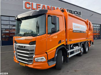 Truk sampah DAF XD 300