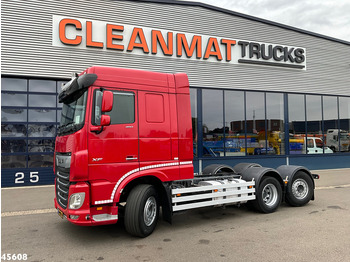 Truk sasis DAF XF 480