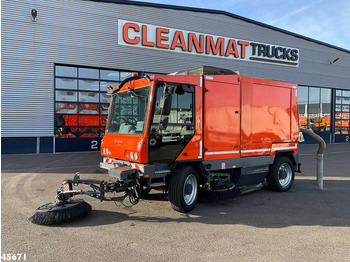 Penyapu jalan DULEVO